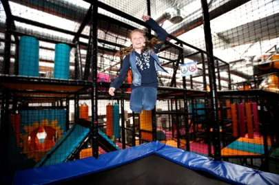 trampolina!!! (jedna z pięciu)