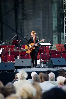 Suzanne Vega