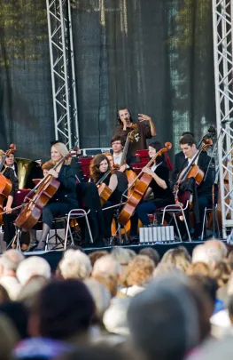 LUC z filharmonikami
