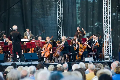 LUC z filharmonikami