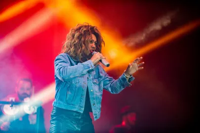 Elesha Paul Moses jako Tina Turner