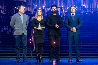 Dawid Kwitowski, Magdalena Wałdoch i Adam van Bendler - Sportowa Inicjatywa Roku - Mecz o Psią Krew