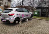 Ukradli koła w aucie na minuty