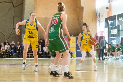 Anna Wińkowska i Julia Bazan