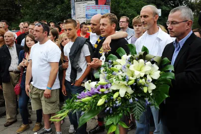 Odsłonięcie obelisku upamiętniającego Edwarda Hodurę
