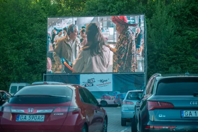 Kino samochodowe przy Gdynia Arena