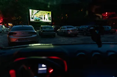 22 05 2020 Kino samochodowe pod Operą Leśną w Sopocie