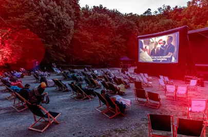 22 05 2020 Kino samochodowe pod Operą Leśną w Sopocie