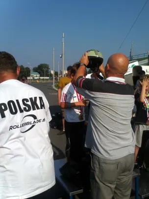 Dwa złote medale na 100 i 300 metrów