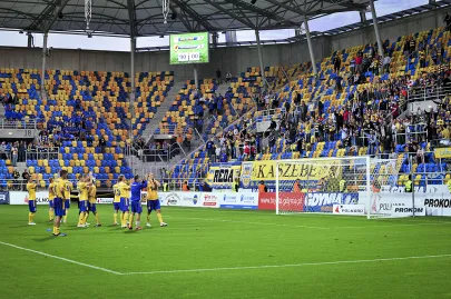 Arka Gdynia z kibicami