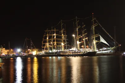 Gdynia nocą.