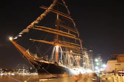 Gdynia nocą.