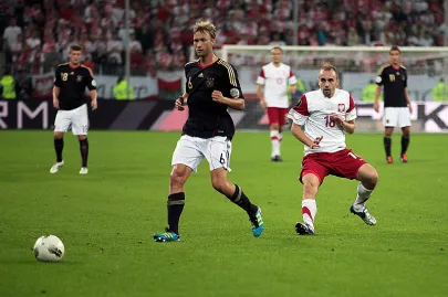 Simon Rolfes i Adrian Mierzejewski