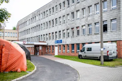 Budynek Uniwersyteckiego Centrum Medycyny Morskiej i Tropikalnej