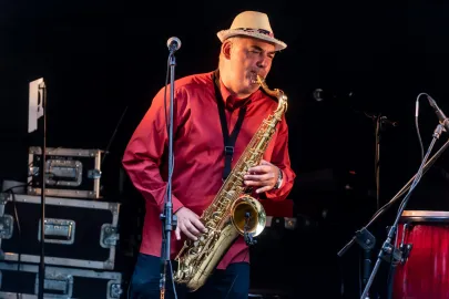 Latino Show Band