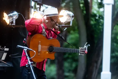 Latino Show Band