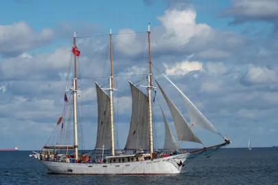06 09 2020 24. Baltic Sail Gdańsk. Parada żaglowców na Zatoce Gdańskiej