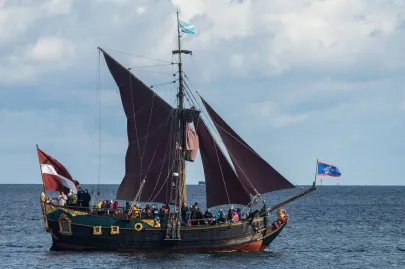 06 09 2020 24. Baltic Sail Gdańsk. Parada żaglowców na Zatoce Gdańskiej
