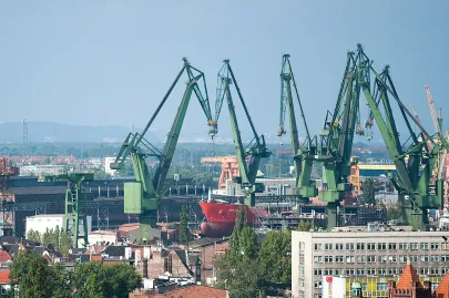 Widok z wieży Św. Katarzyny na stocznię