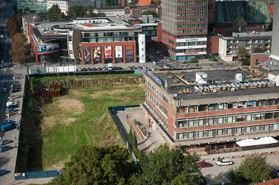 Widok z wieży Św. Katarzyny na budynek NOT