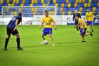 Krzysztof Hrymowicz, Petr Benat