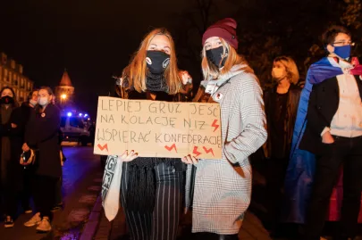 06 10 2020 Blokada Techno pod biurami PiS w Gdańsku