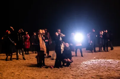31.12.2020 Gdynia Śródmieście. Plaża w Gdyni   powitanie nowego 2021 roku przez mieszkańców Gdyni