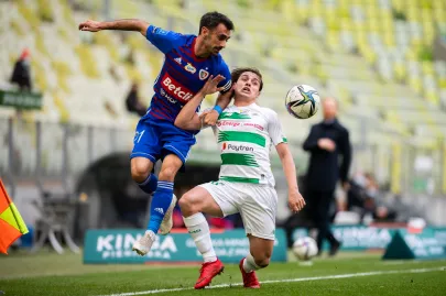 Lechia Gdańsk - Piast Gliwice - N/Z Gerard Badia, Conrado