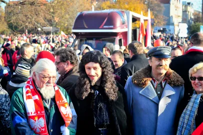 Pamiatkowe zdjęcia z Piłsudskim