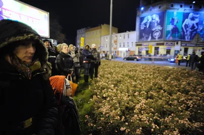 V i zarazem ostatni etap montażu elementów estakady na Trasie Słowackiego nad Al. Grunwaldzką