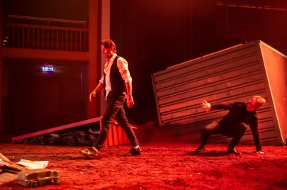 Spektakl Burza w Teatrze Szekspirowskim 