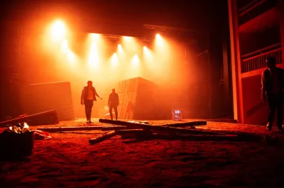 Spektakl Burza w Teatrze Szekspirowskim 