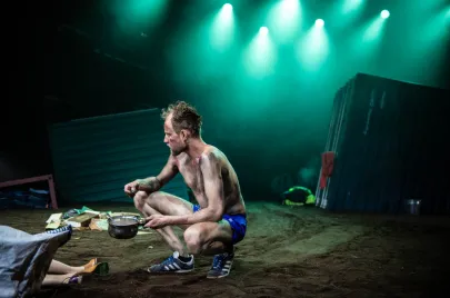 Spektakl Burza w Teatrze Szekspirowskim 
