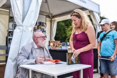 Plener Literacki w Gdyni na Bulwarze Nadmorskim
