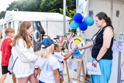 Plener Literacki w Gdyni na Bulwarze Nadmorskim