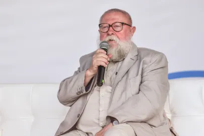 Plener Literacki w Gdyni na Bulwarze Nadmorskim
