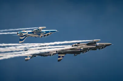 Pokazy lotnicze LOTOS Aerobaltic w Gdyni 