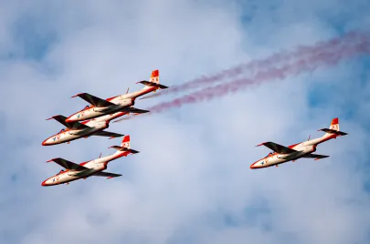 Pokazy lotnicze LOTOS Aerobaltic w Gdyni 