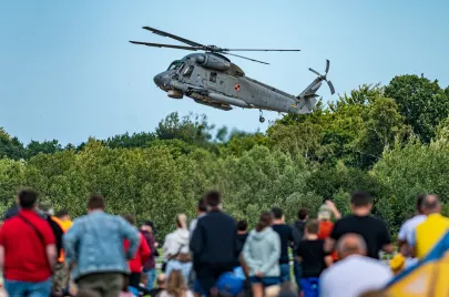 Pokazy lotnicze LOTOS Aerobaltic w Gdyni 