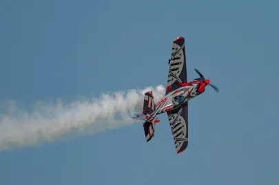 Pokazy lotnicze LOTOS Aerobaltic w Gdyni 
