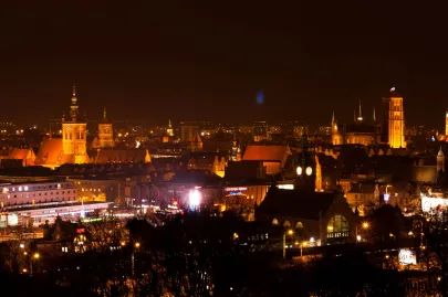 Gdańsk nocą.