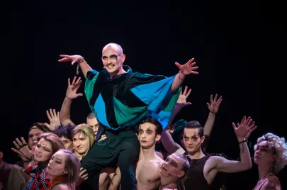 Próba medialna do spektaklu Mury Jerycha w Teatrze Muzycznym