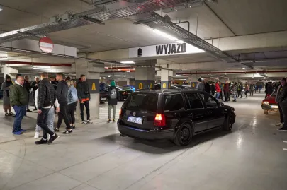 Zlot samochodów Carpark Vibes
