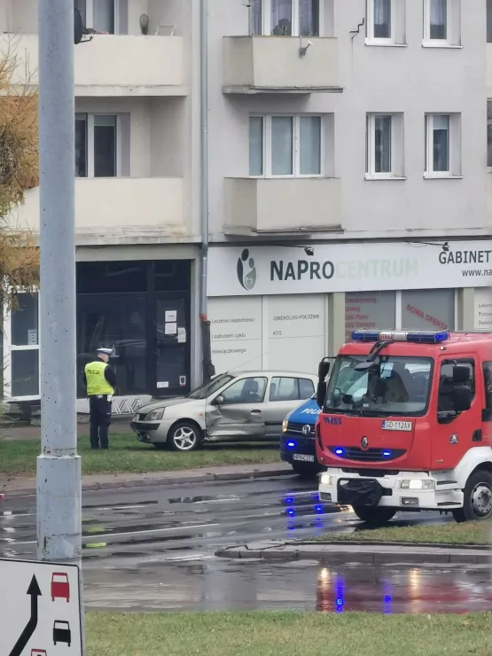 Wypadek na pl. Komorowskiego we Wrzeszczu
