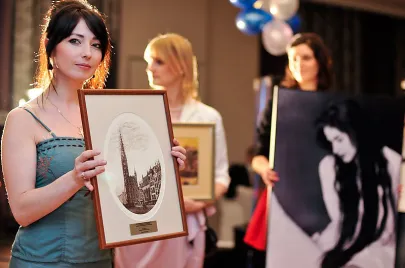Licytacja grafiki oferowanej przez Marszałka Województwa Pomorskiego Mieczysława Struka 