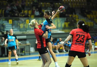blokuje Karolina Siódmak