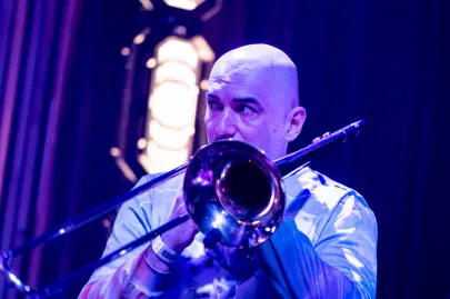 Kult Akustik w klubie Maneż