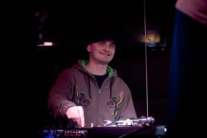 DJ Funktion