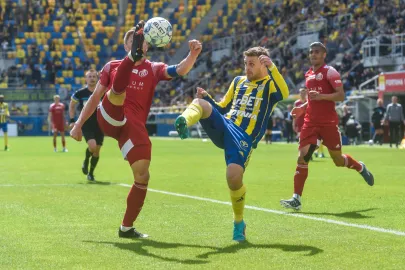 Fortuna 1. Liga Arka Gdynia 0:2 Miedź Legnica