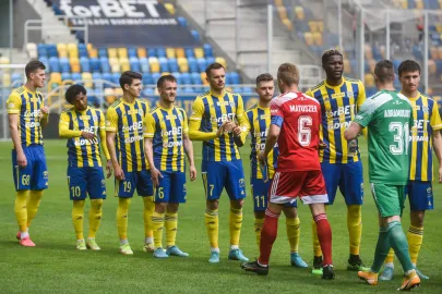 Fortuna 1. Liga Arka Gdynia 0:2 Miedź Legnica